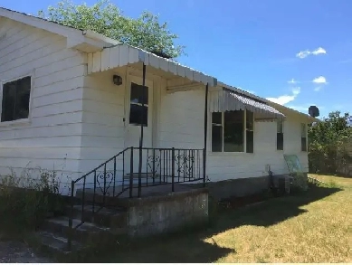 3 Bedroom House for rent in Roseneath Image# 2