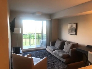 Refreshed 1 Bedroom plus den Condo Downtown for Rent IMMEDIATELY Image# 1