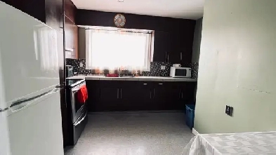 3 Bedroom House For Ladies only Image# 6