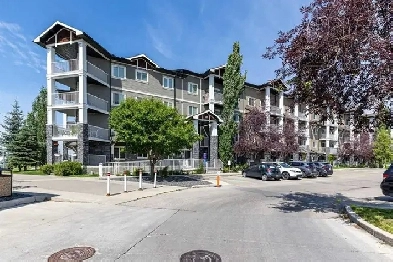 Condo at 115 Prestwick Villas SE in McKenzie Towne up for sale! Image# 1