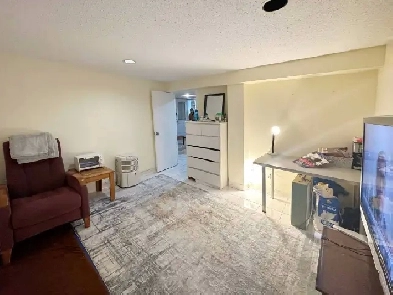 Two basement rooms at Yonge & Finch (COHB applicants) Image# 2