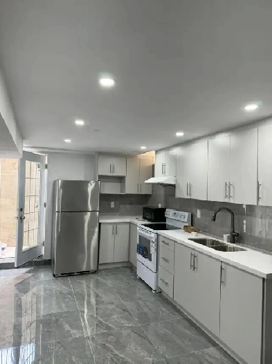 3 bedrooms legal basement near sheridan college brampton Image# 6