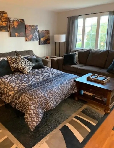 Main Floor House Rental Image# 2