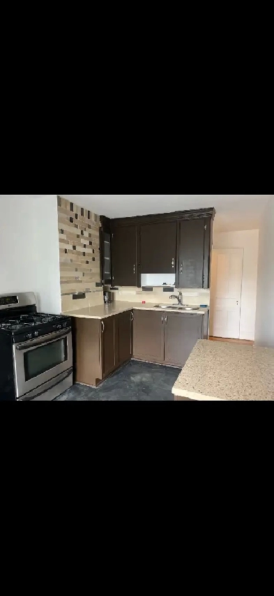 1 Bedroom Southwest Hamilton $1645 Image# 4