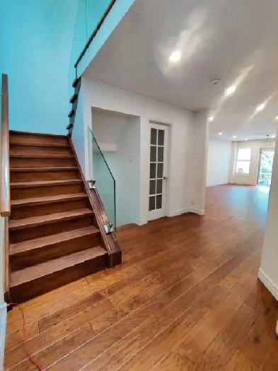 Whole renovated detached house for rental Image# 1