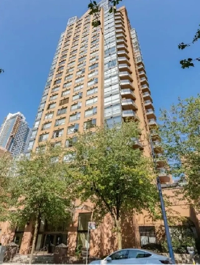Downtown Vancouver Exacutive Suite Available Image# 2