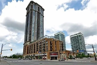SPACIOUS & BRIGHT ONE BEDROOM   CONDO IN SQUARE ONE, MISSISSAUGA Image# 1