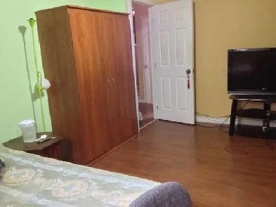 ONE STUDENT in ONE ROOM for rent WESTERN UNIVERSITY and FANSHAWE Image# 4