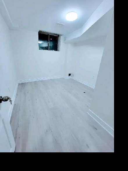 shared room for rent for girls near sheridan college Image# 2
