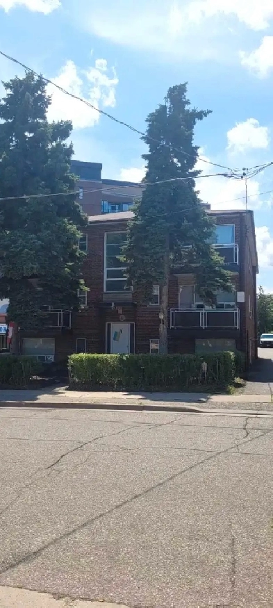 TWO BEDROOM APT with BALCONY Image# 3