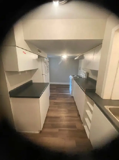 Excellent location basement 1bedroom   Family room Aug1/2025 Image# 12