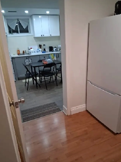 Large room for 2 female roommates in Barrie Image# 1