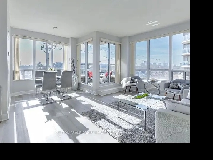 Move in and enjoy! Gorgeous sun-filled, spacious & renovated 2bd Image# 9