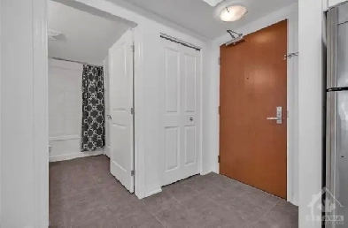 242-Rideau.Beautiful one bedroom in the heart of downtown Ottawa Image# 23