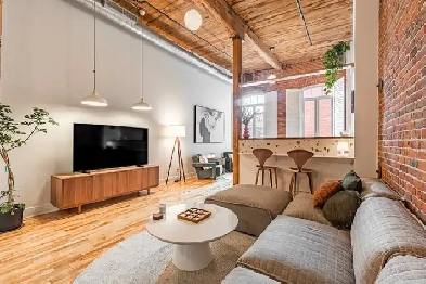 Superbe loft luxurieux meublé à neuf @ 200m du marché Atwater Image# 3
