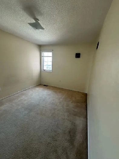Room in house Image# 4