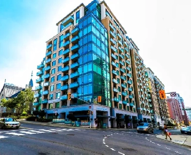 Downtown Ottawa ONe bedroom plus Den apartment for rent Image# 2