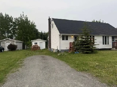 Just listed on Edinburgh Avenue in Gander! Image# 1