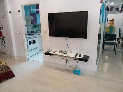 Main floor room for remt Image# 1