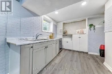 BASEMENT FOR RENT SCARBOROUGH Image# 4