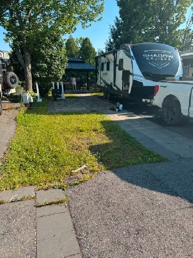 Terrain (2411 pieds carrés) - Camping Parc Bromont Image# 1