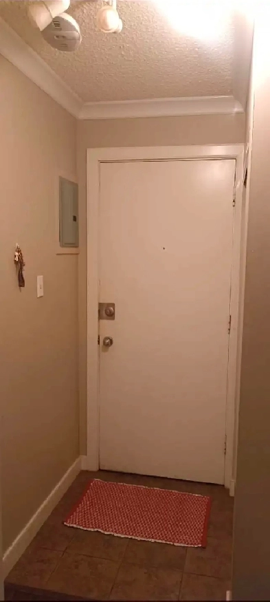 Private room available ( only for a girl) Image# 1