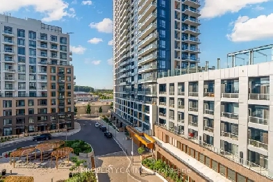 Beautiful Newer 1BED in prime Thornhill Image# 5