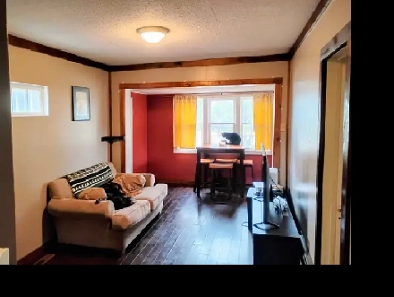 House for Rent Fairview Ab - 2 Bed 1 bath Image# 4