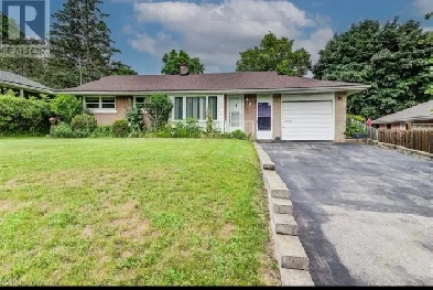 3 2 Bedrm, 2 Bath Bungalow for Rent, Cambridge Image# 7