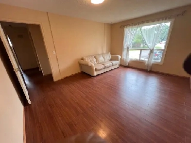Room for rent $695 includ utilities. Image# 8