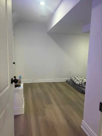 room for rent Image# 1