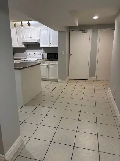 Private 2 Bedrooms 1 Bath Basement Appartment Image# 1