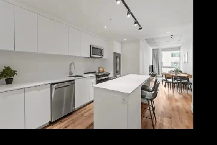 PRIVATE ROOM 750$ 1680 LINCOLN, DOWNTOWN Image# 1