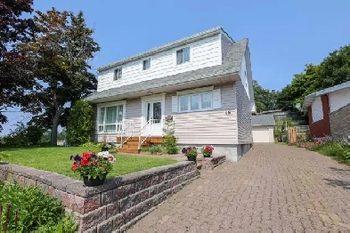 Cherished family home hits the market! Image# 3