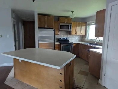 Suite for rent in pleasantview Image# 2