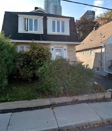BEAUTIFUL PRIVATE BASEMENT SUITE WITH PRIVATE BATHROOM IN LITTLE Image# 3
