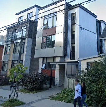 1 bedroom apt - Downtown Lyon St North Image# 5