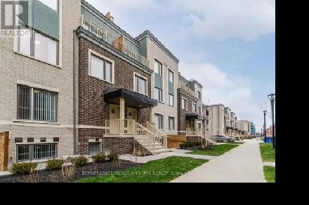 1 BEDROOM 1 PRIVATE WASHROOM CORNER TOWNHOUSE  FOR RENT FOR 1400 Image# 1