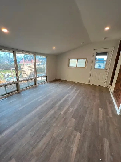 Bright & Modern 2 Bedroom Lower Unit | East City | Legal Duplex Image# 1