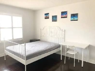 Furnished rooms for rent in Mississauga near SQ1 Image# 1