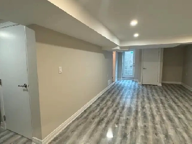 2 Beds 1 Bath Apartment Image# 1