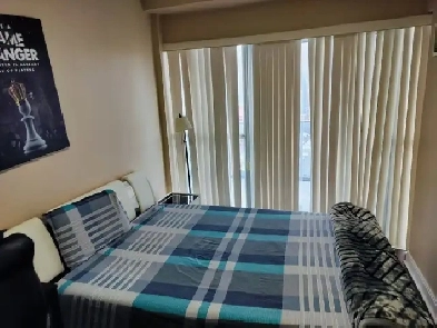 Room for rent- near Sq1- Mississauga Downtown Image# 2
