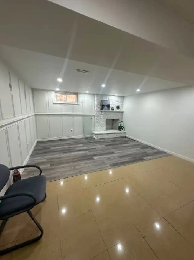 Rooms near Humber  August first 4 rent $ 750 Image# 2