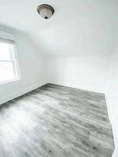 Short term upto 6 months single room. Male only Image# 1