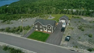 Modern Family home with Income Potential in Parkway Heights Image# 1