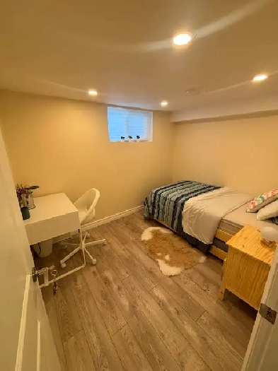 1 room for rent in Hamilton near Mohawk & McMaster (15min drive) Image# 9