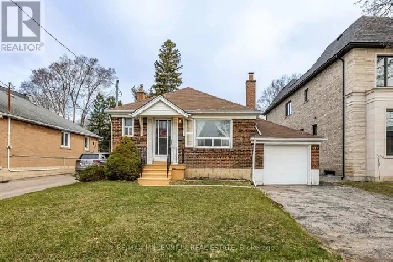 2-Bedroom Bungalow for Rent – Prime Toronto West! Image# 1