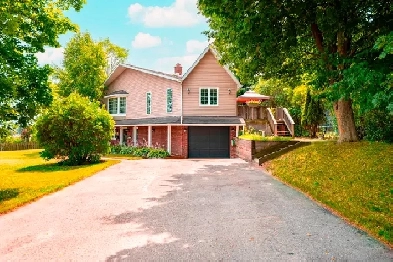 2 Kitchen Home Steps from Orangeville Image# 8