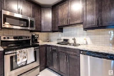 Great Condo in Downtown Edmonton - Close to Everything Image# 10