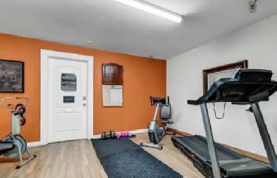 Superbe condo à Image# 6